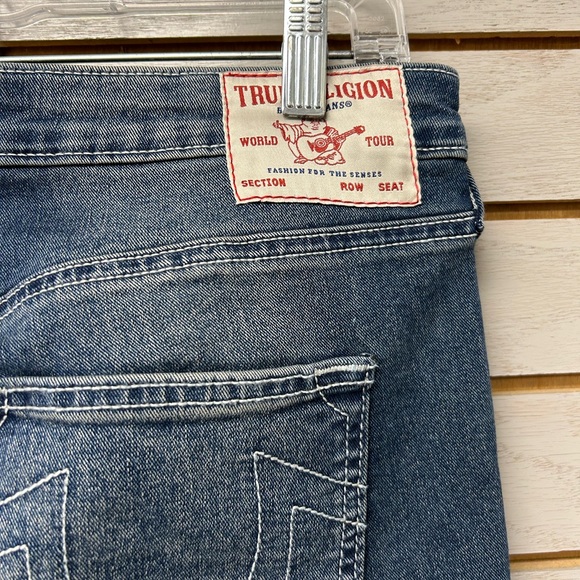 Women's Straight Leg Blue Jeans - Picture 6 of 9